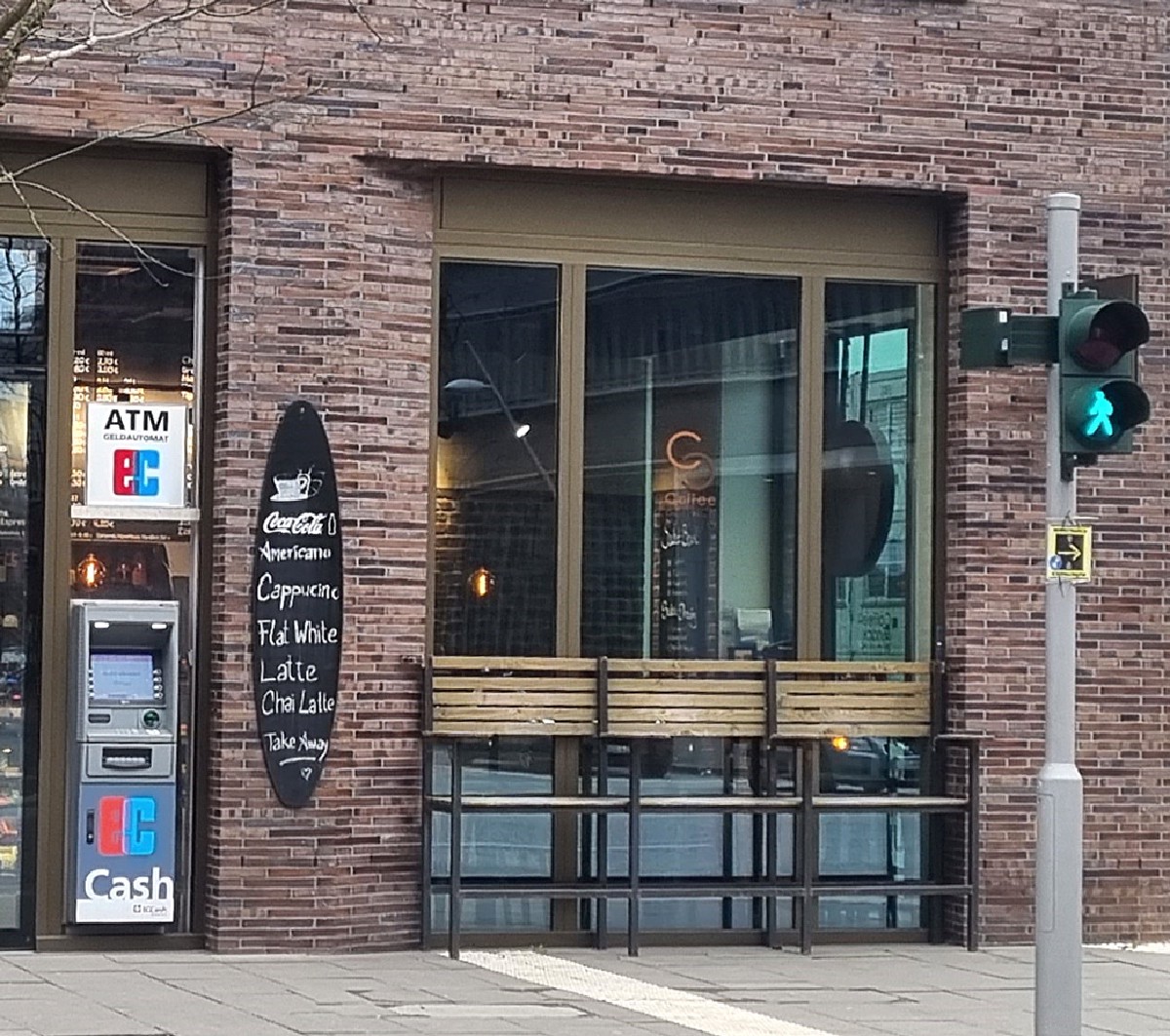 Geldautomat an einer Immobilie – Installationsbeispiel 5